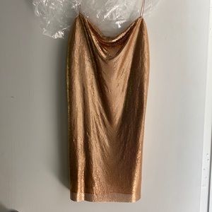 Alice and Olivia Chain maile dress- Rose gold